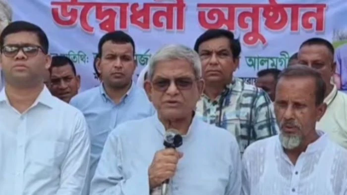 শুধু আর্জেন্টিনা আর ব্রাজিল নিয়ে পড়ে থাকলে হবে না, উদ্ভাবন ও সৃজনশীলতার দিকে মনোযোগ দিতে হবে: তরুণদের উদ্দেশে মির্জা ফখরুল